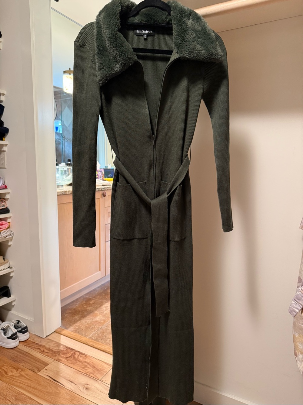 En Saison Olive Green Maxi Knit Dress with Faux Fur Collar